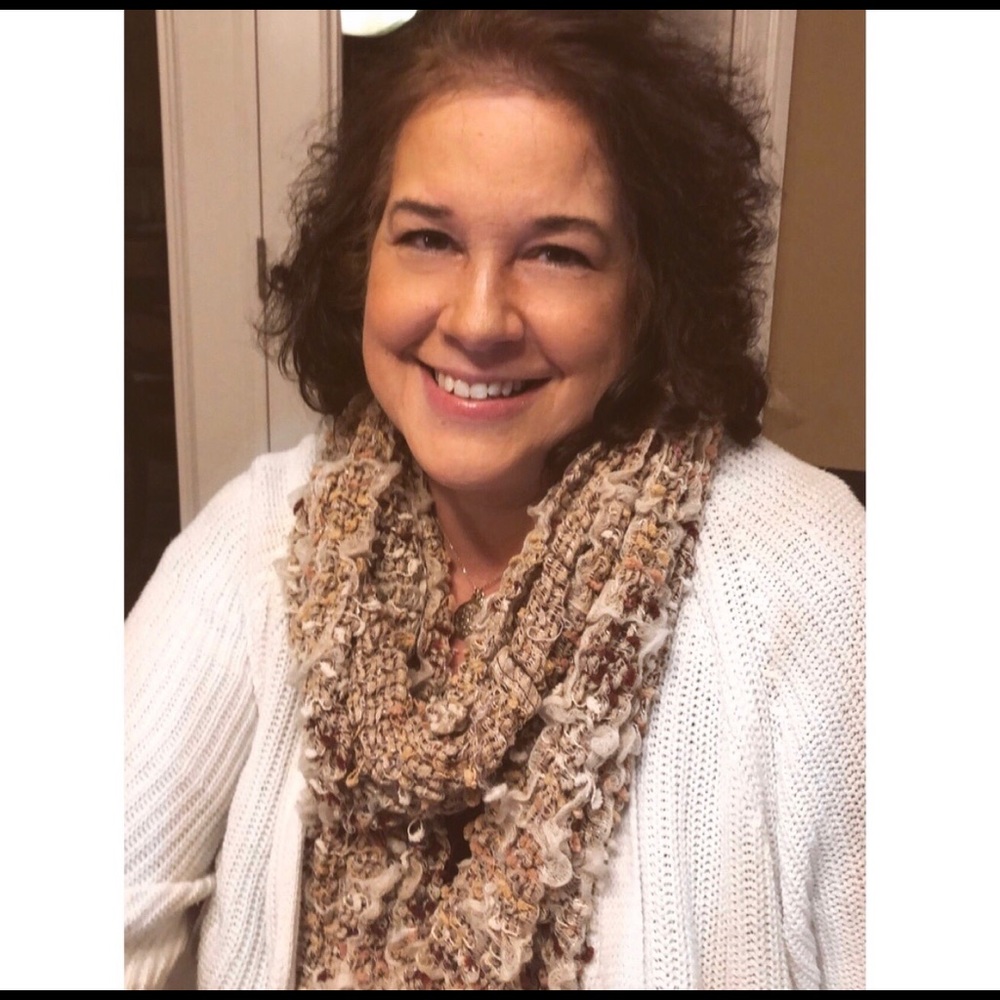 Meet your Posher, Lynne